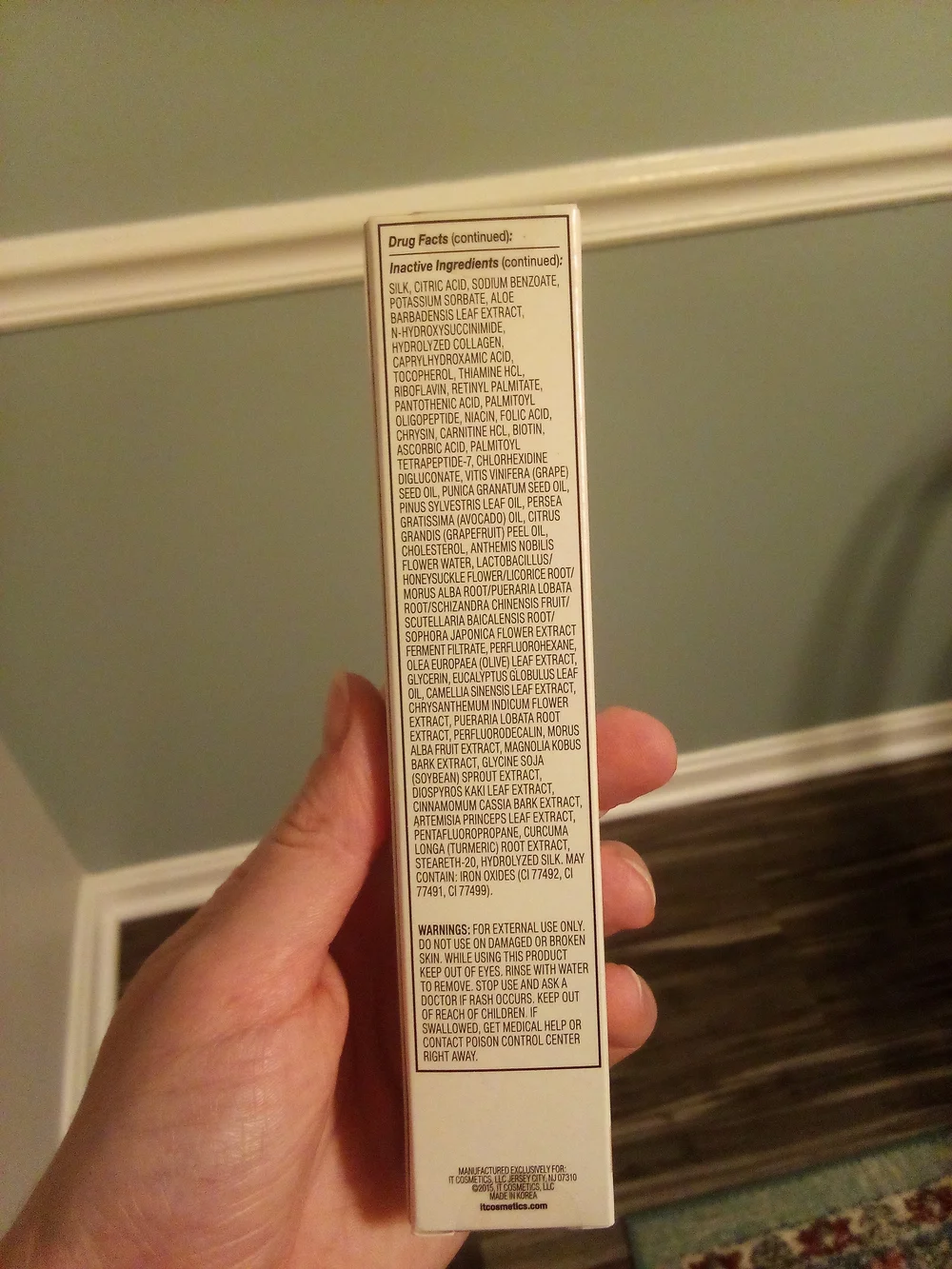 IT Cosmetics Bye Bye Foundation SPF 50+ — Light (Cream)